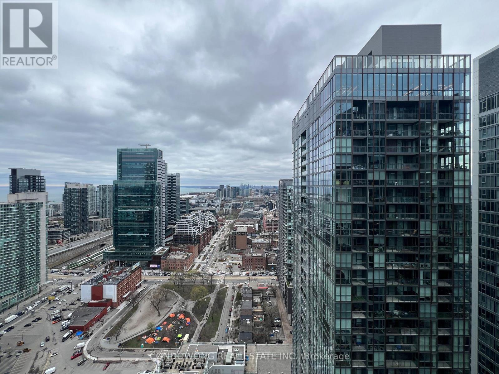 Photo 8 of 4202 55 Mercer Street, Toronto ON