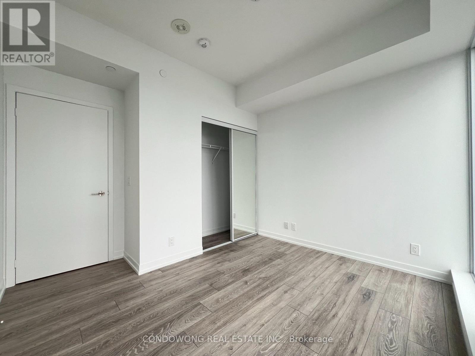 Photo 6 of 4202 55 Mercer Street, Toronto ON