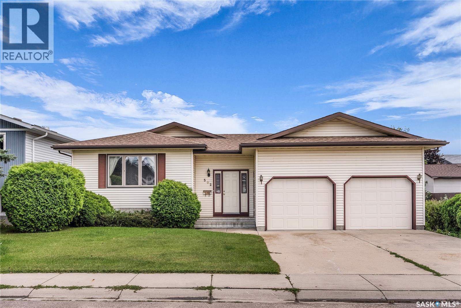 Photo 42 of 502 Hall Crescent, Saskatoon SK