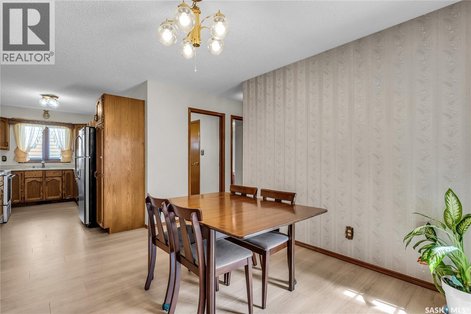 Photo 40 of 502 Hall Crescent, Saskatoon SK