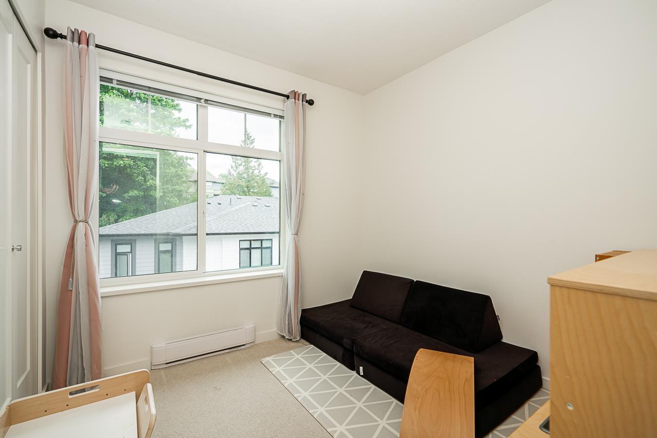 Photo 21 of 47 15235 Sitka Drive, Surrey BC