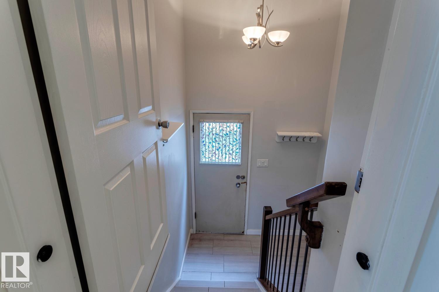 Photo 20 of 11348 87 St Nw, Edmonton AB