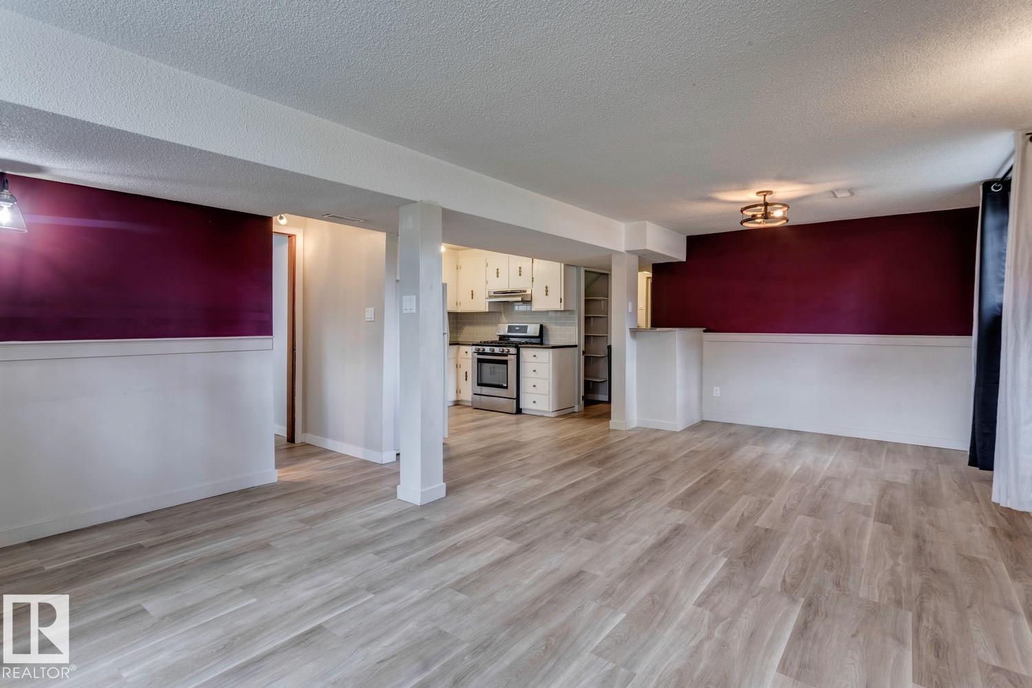 Photo 23 of 11348 87 St Nw, Edmonton AB