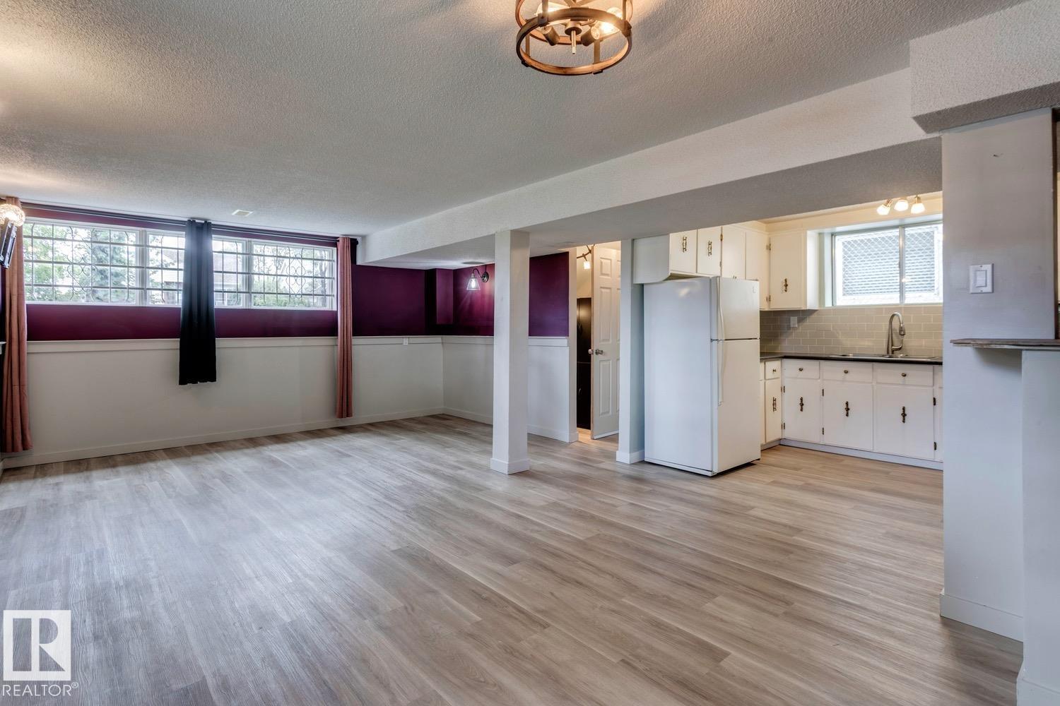 Photo 24 of 11348 87 St Nw, Edmonton AB
