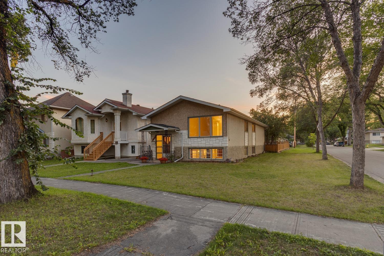 Photo 39 of 11348 87 St Nw, Edmonton AB