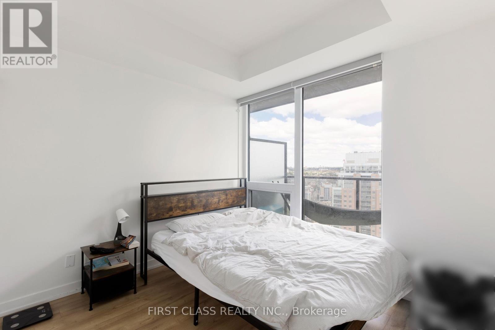 Photo 15 of 2606 135 East Liberty Street, Toronto ON