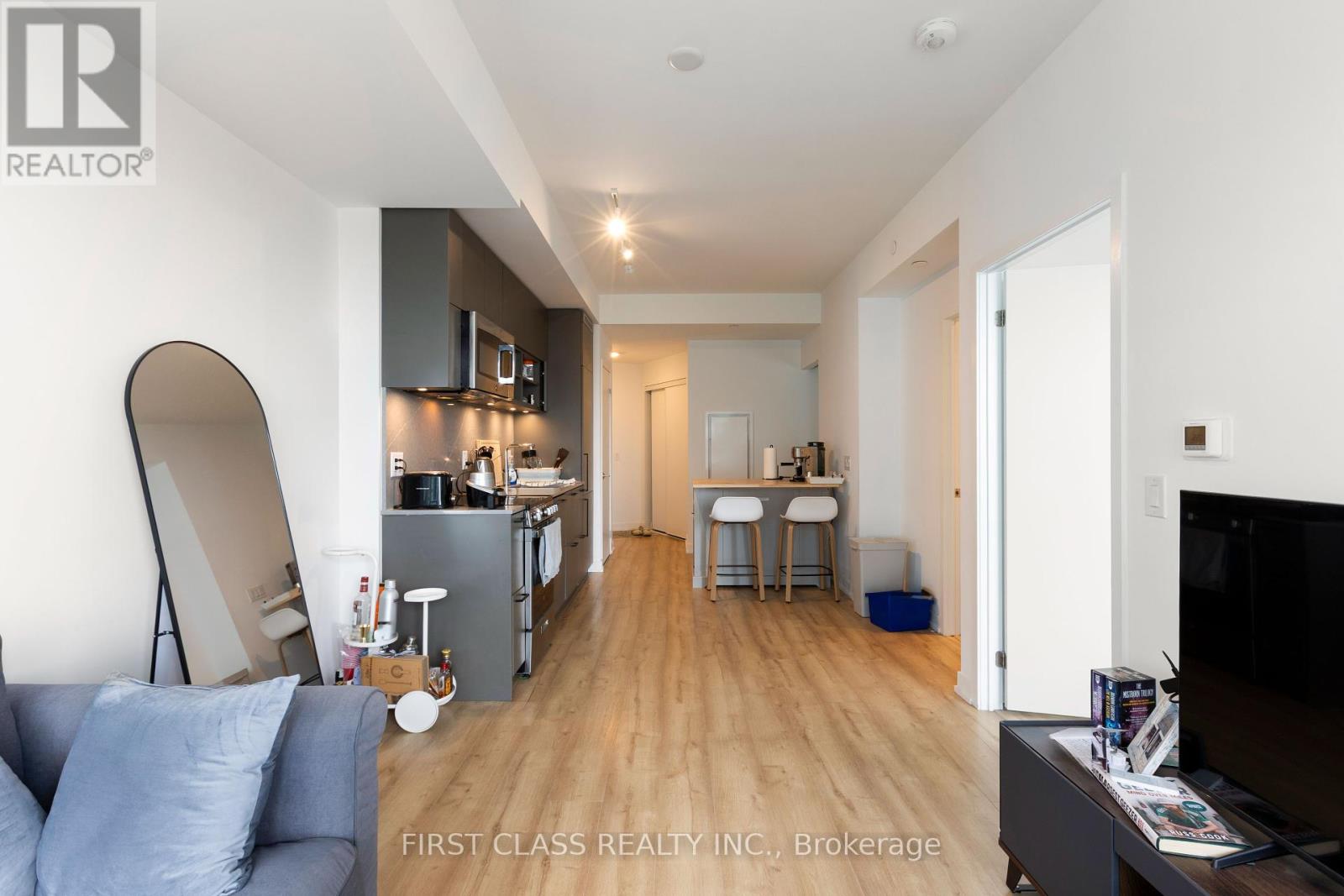 Photo 18 of 2606 135 East Liberty Street, Toronto ON