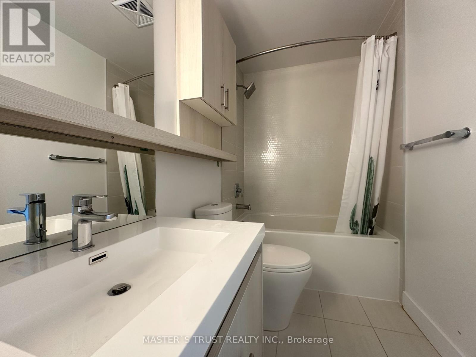 Photo 3 of 1504 150 Fairview Mall Drive, Toronto ON