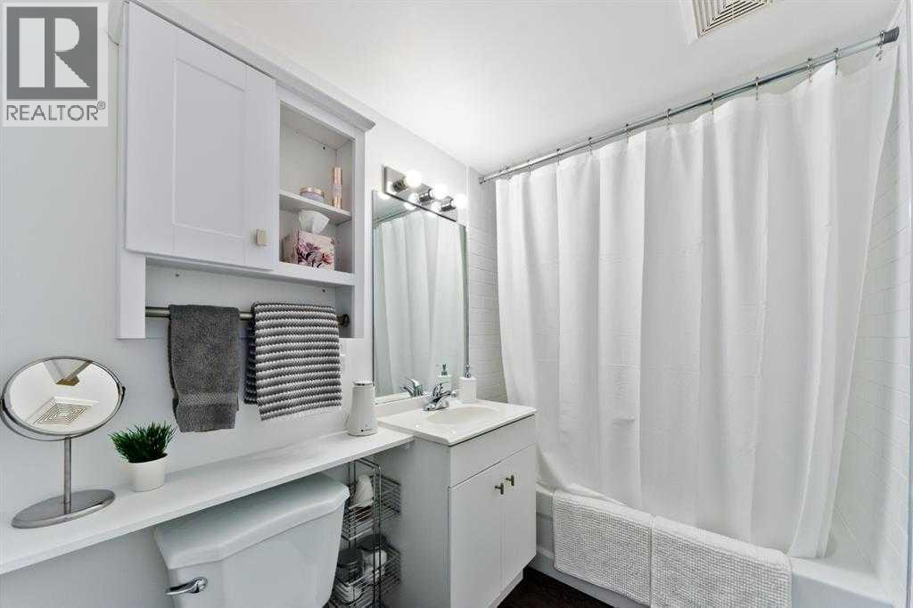 Single Family House Bungalow for Sale in   Avenue SW Kingsland Calgary 