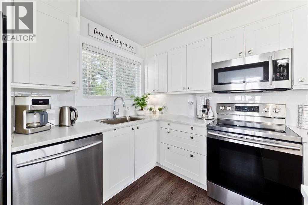 Single Family House Bungalow for Sale in   Avenue SW Kingsland Calgary 