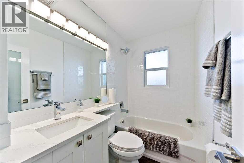 Single Family House Bungalow for Sale in   Avenue SW Kingsland Calgary 