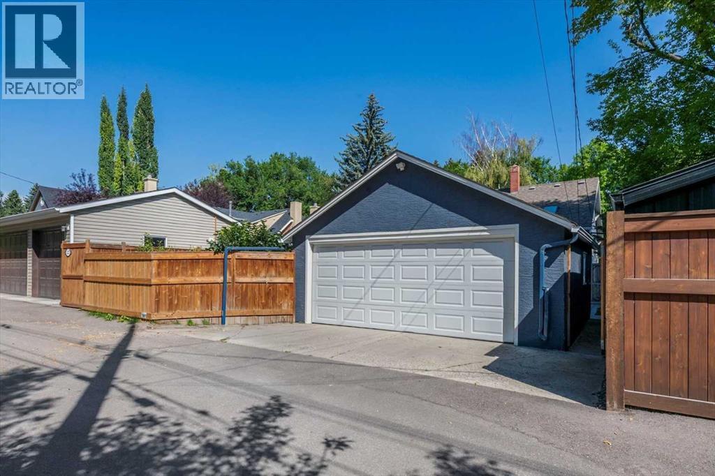 Single Family House for Sale in  Alfege Street SW Upper Mount Royal Calgary 