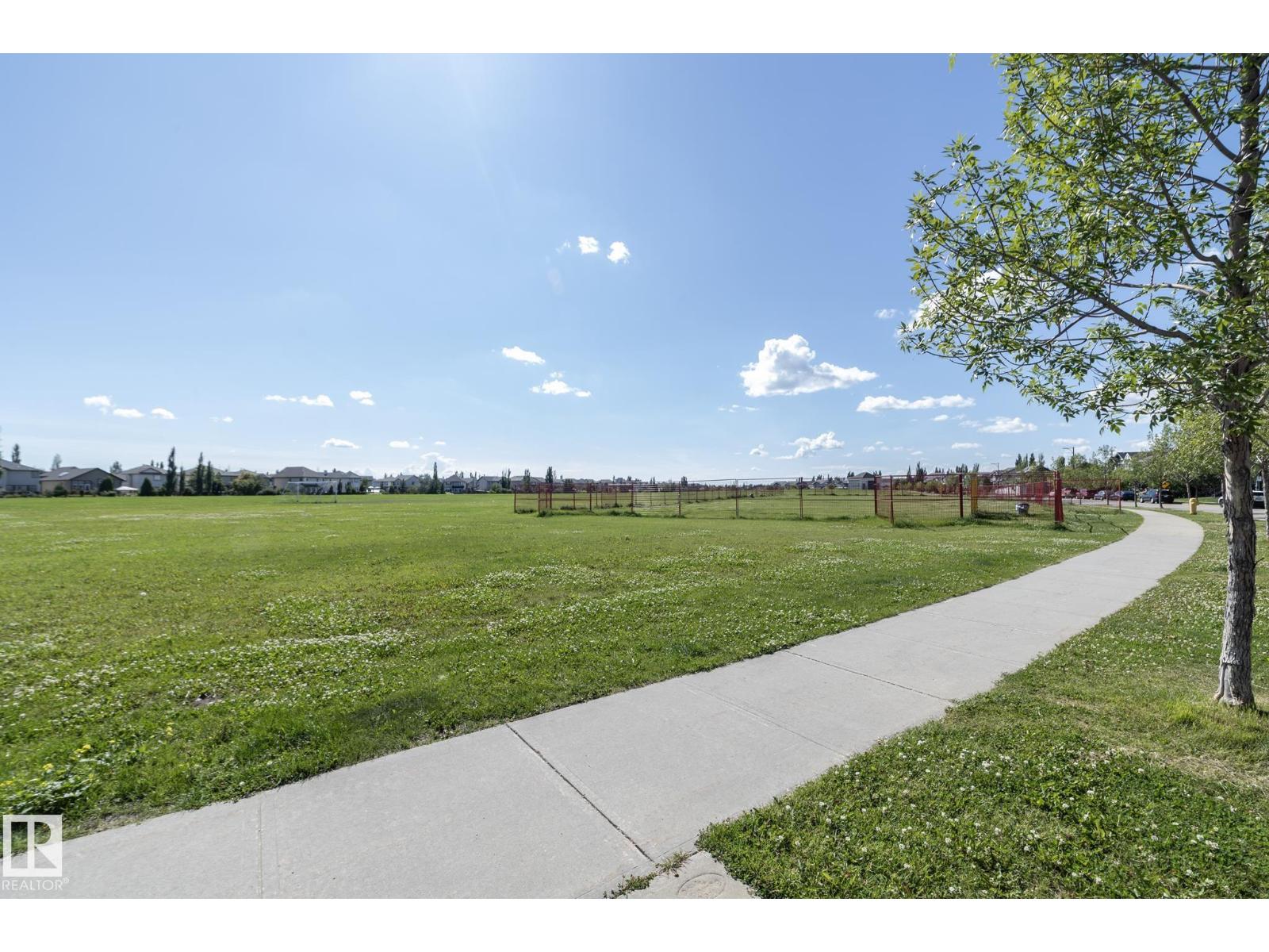 Photo 14 of 7117 South Terwillegar Dr Nw, Edmonton AB