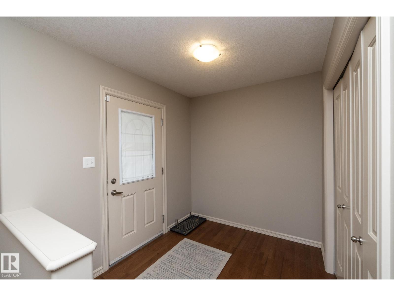 Photo 18 of 7117 South Terwillegar Dr Nw, Edmonton AB