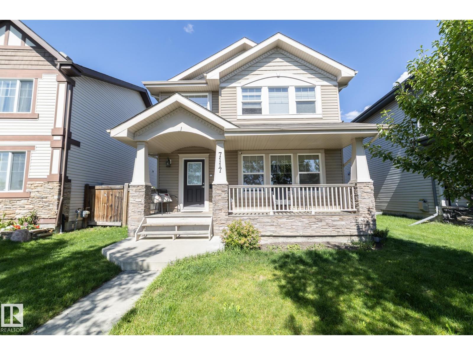 Photo 2 of 7117 South Terwillegar Dr Nw, Edmonton AB