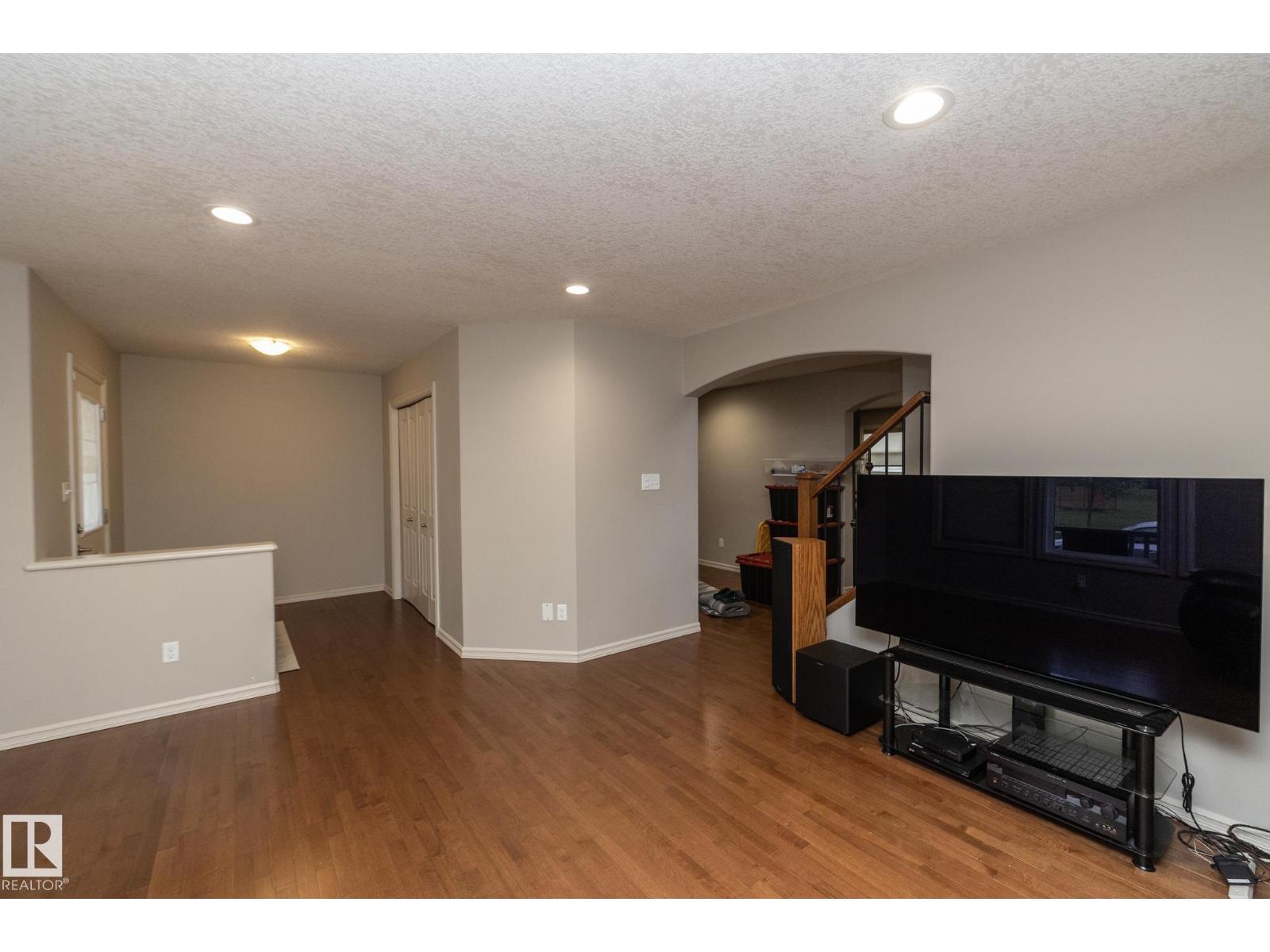 Photo 26 of 7117 South Terwillegar Dr Nw, Edmonton AB