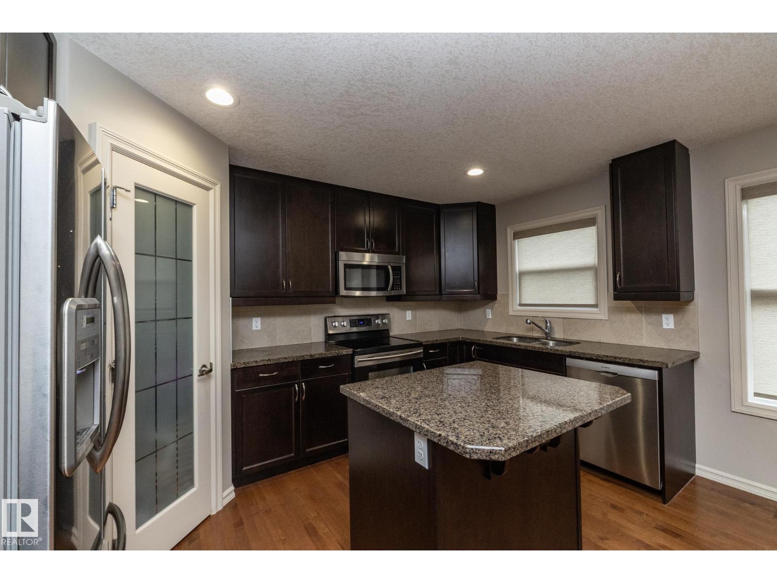 Photo 35 of 7117 South Terwillegar Dr Nw, Edmonton AB