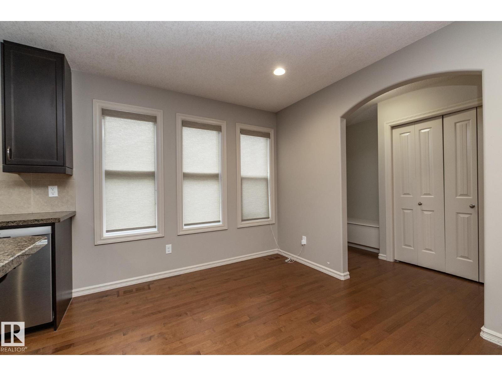 Photo 38 of 7117 South Terwillegar Dr Nw, Edmonton AB