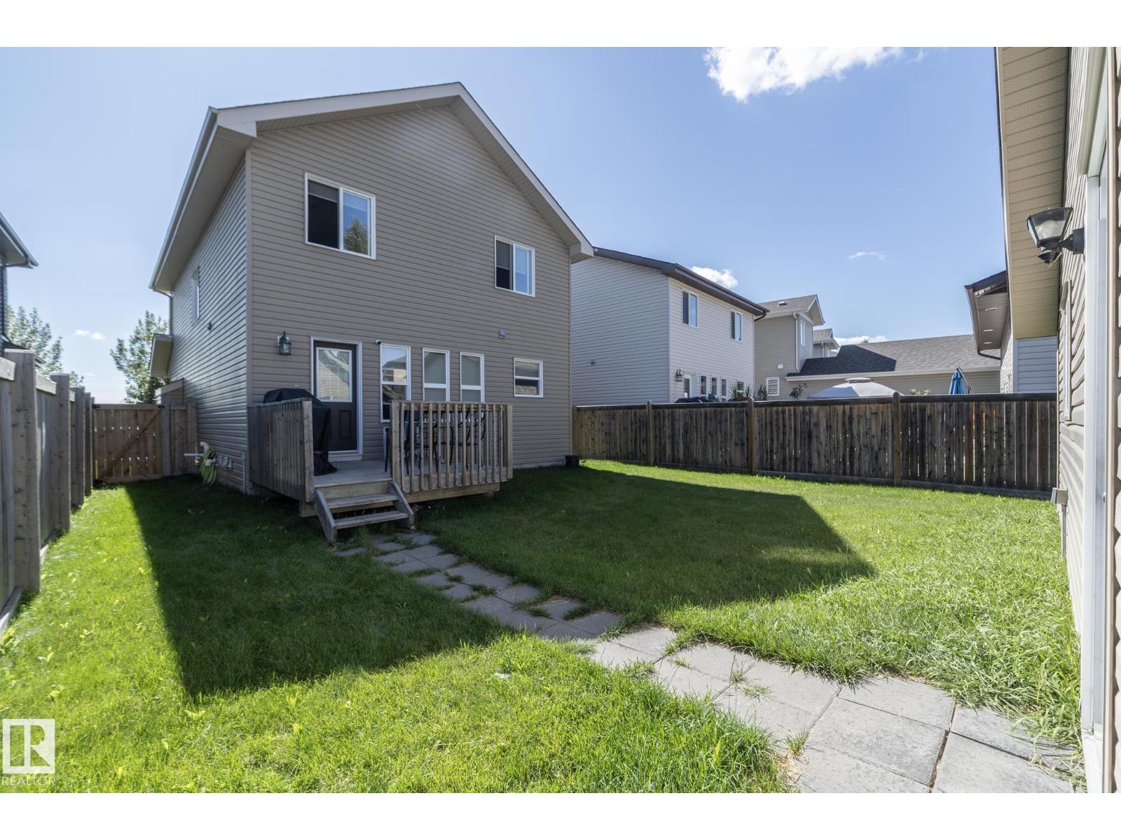 Photo 7 of 7117 South Terwillegar Dr Nw, Edmonton AB