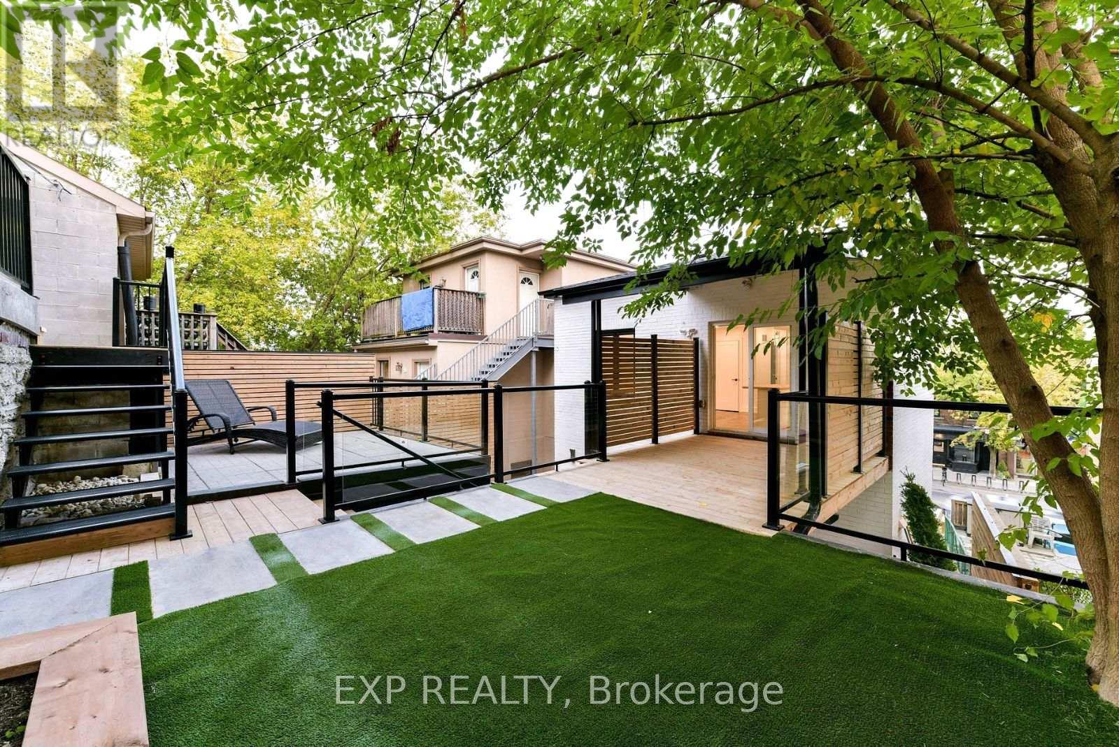 Photo 15 of 3 1250 Davenport Avenue, Toronto ON