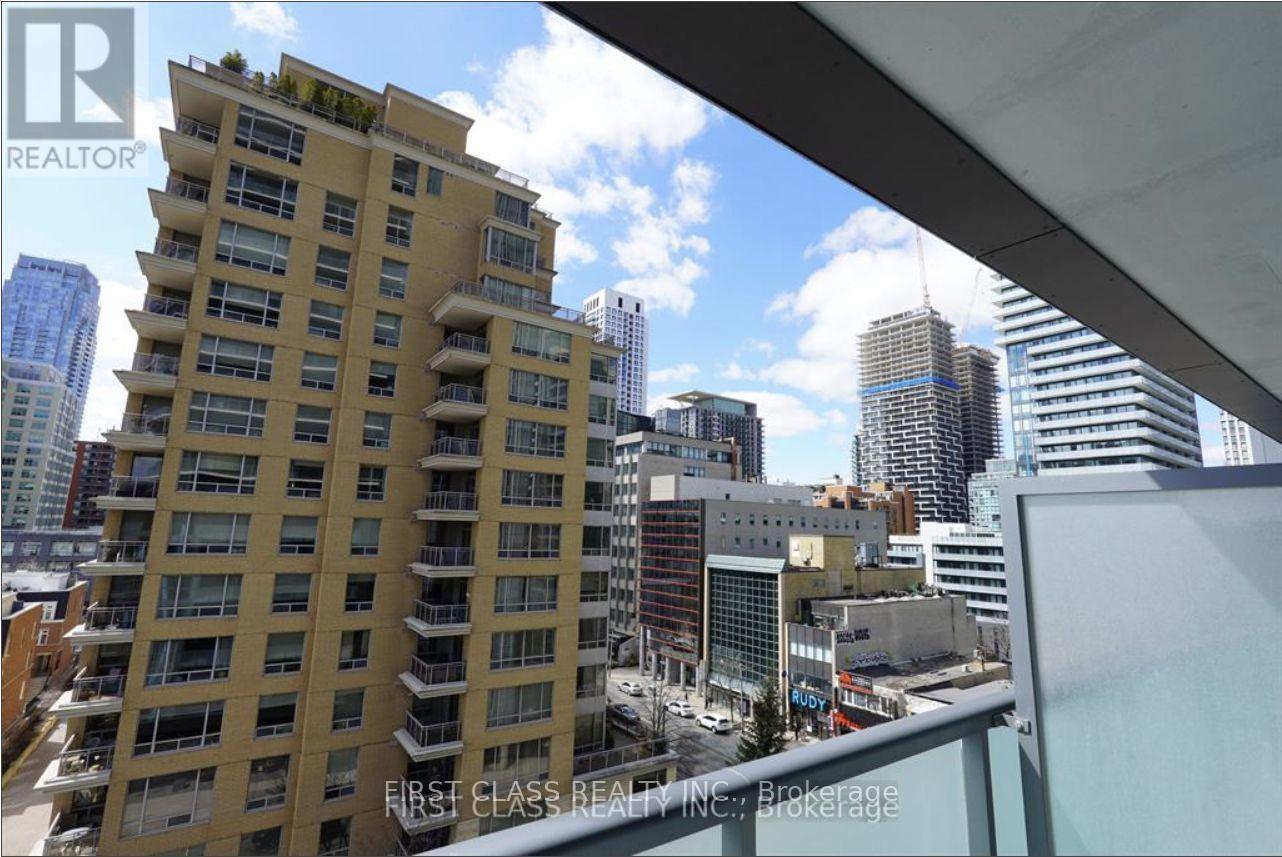 Photo 11 of 712 125 Redpath Avenue, Toronto ON