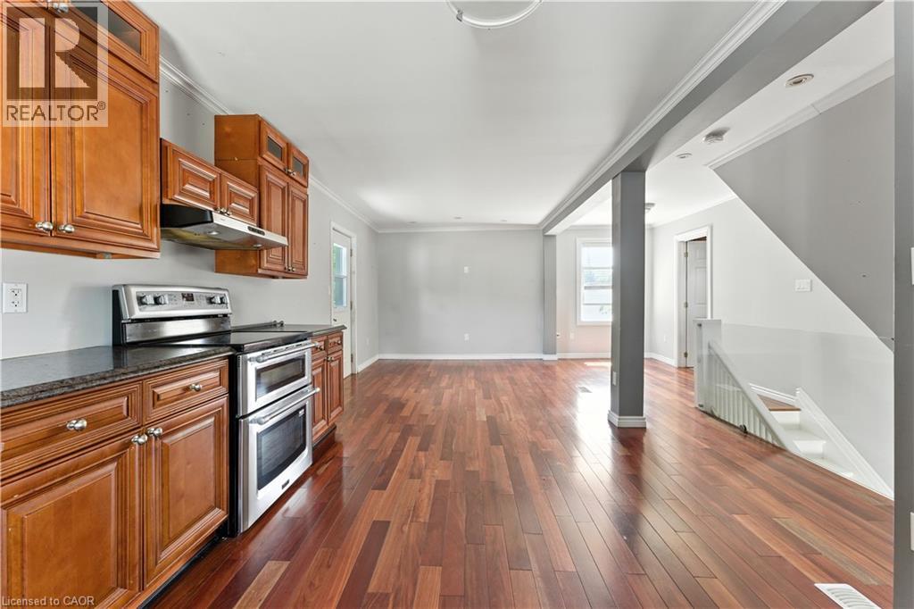 Photo 3 of 63 Elliott Street, Cambridge ON