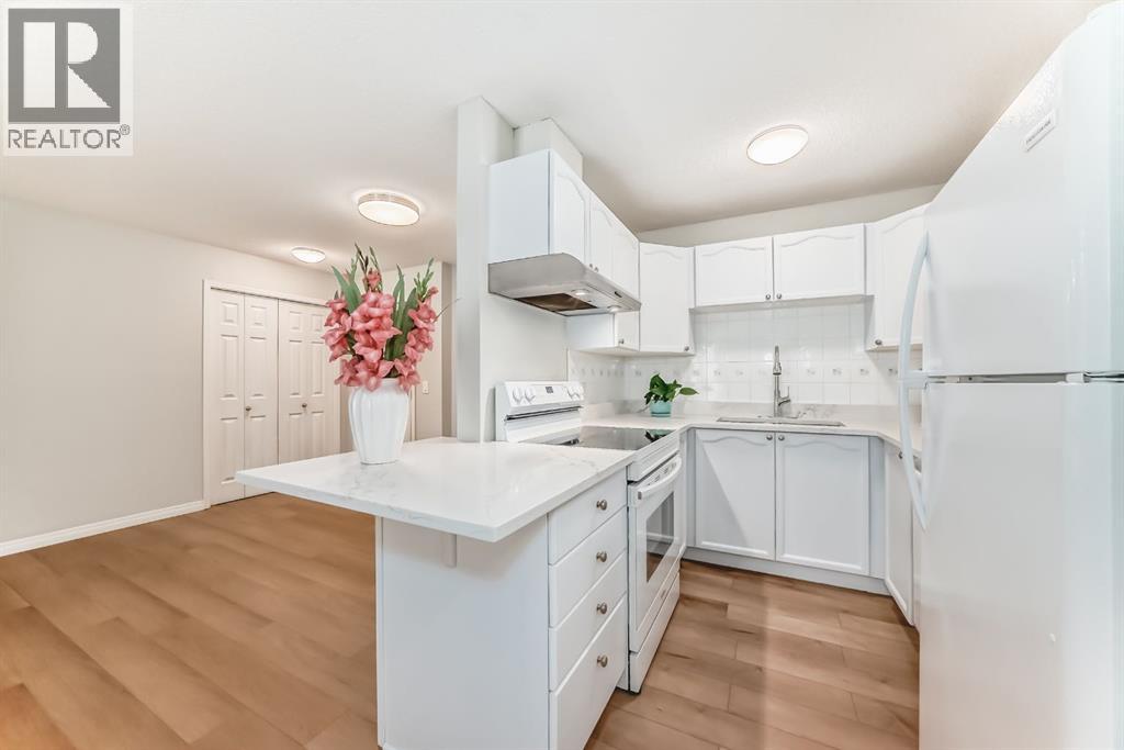Single Family House for Sale in   Country Village Bay NE Country Hills Village Calgary 