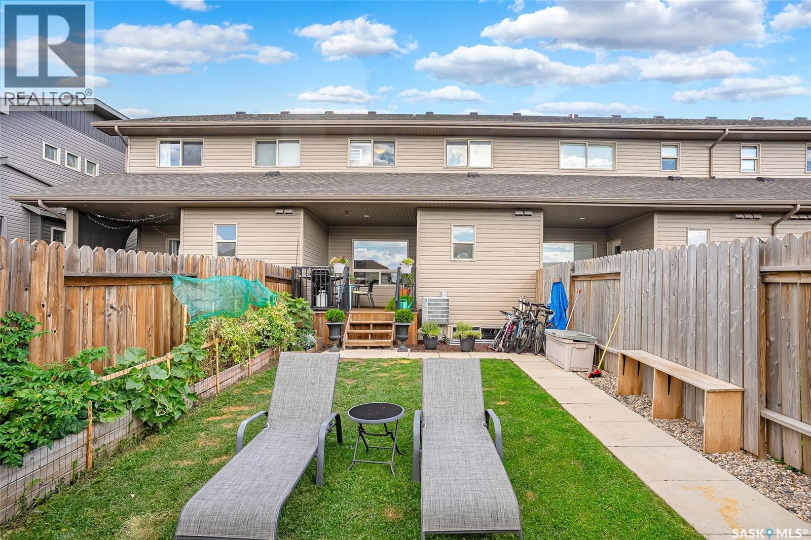 Photo 8 of 156 Rosewood Gate N, Saskatoon SK