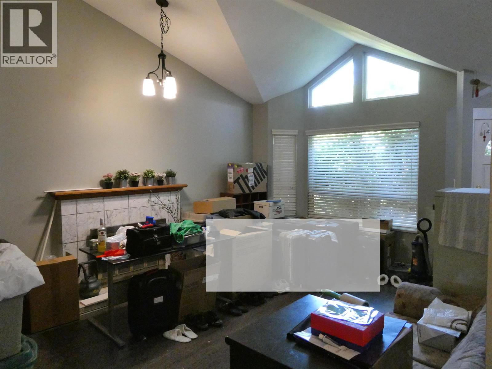 Photo 3 of 8631 Dolphin Court, Richmond BC