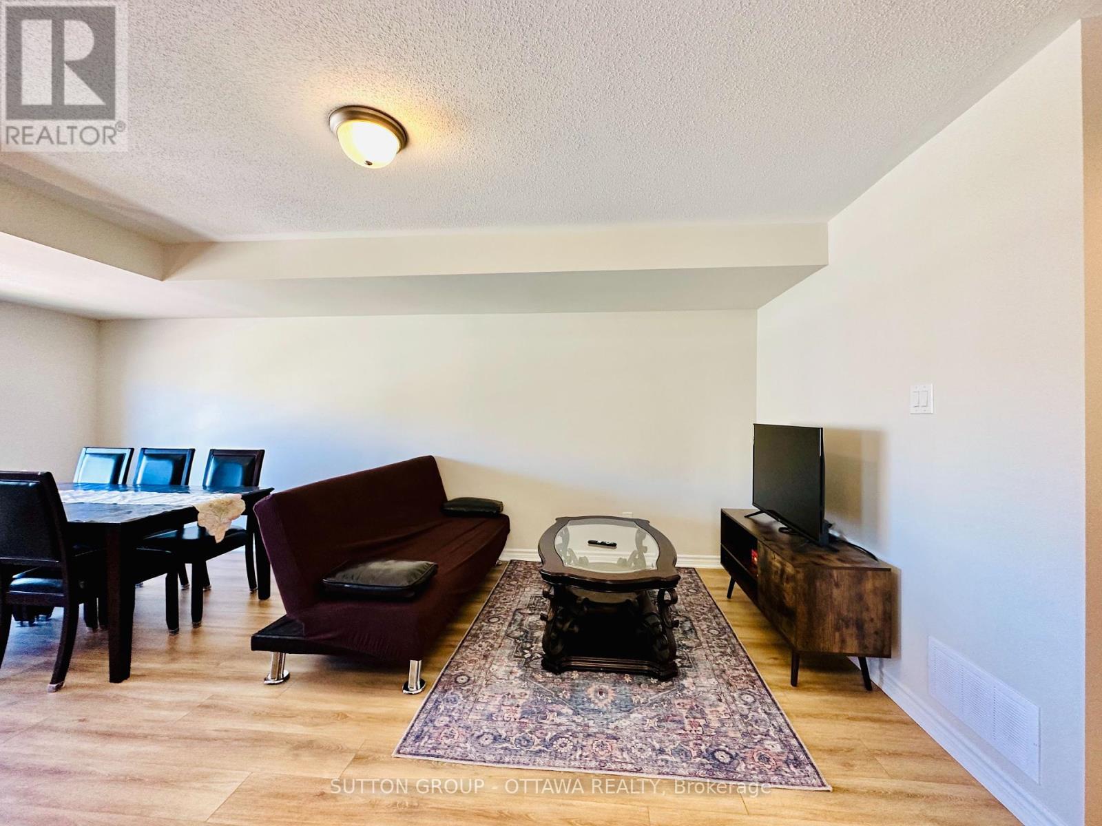 Photo 2 of 826 Mikinak Road, Ottawa ON