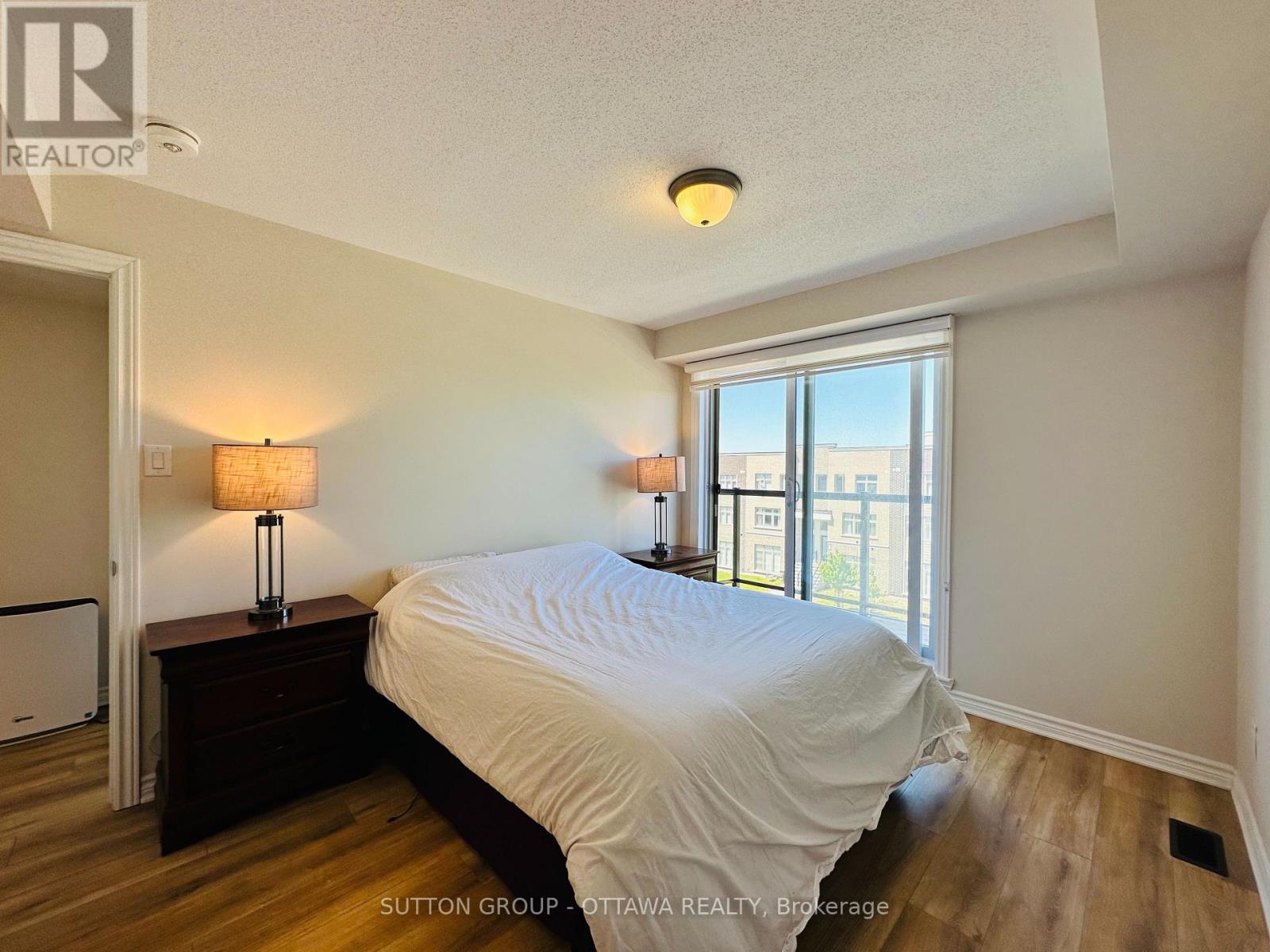 Photo 3 of 826 Mikinak Road, Ottawa ON