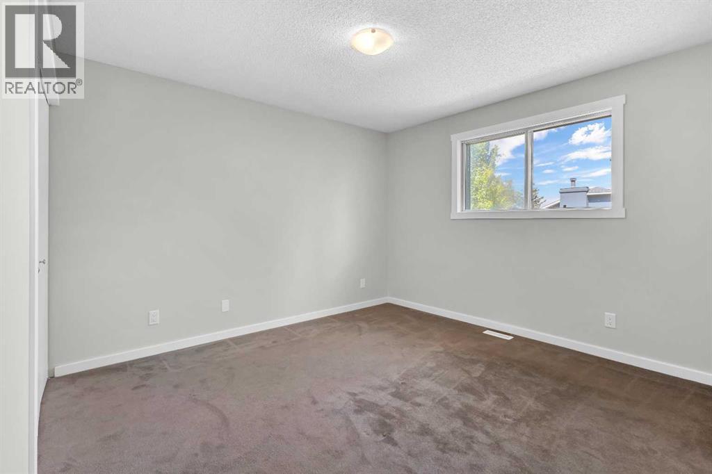 184 Shawinigan Drive SW, Calgary, Alberta