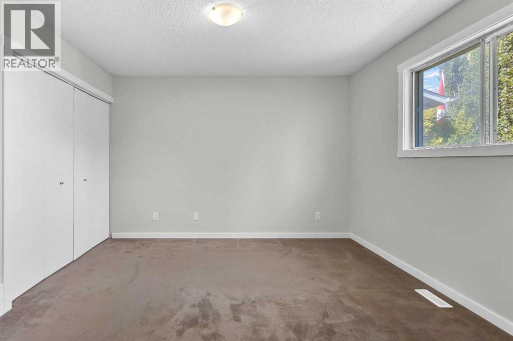 Single Family House 3 Level for Sale in  Shawinigan Drive SW Shawnessy Calgary 