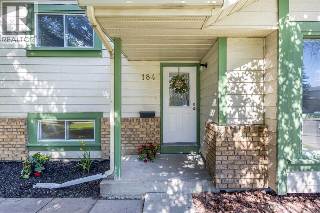 Single Family House 3 Level for Sale in  Shawinigan Drive SW Shawnessy Calgary 