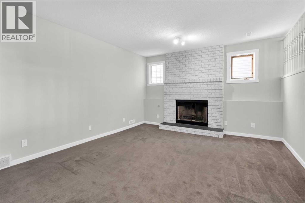 Single Family House 3 Level for Sale in  Shawinigan Drive SW Shawnessy Calgary 