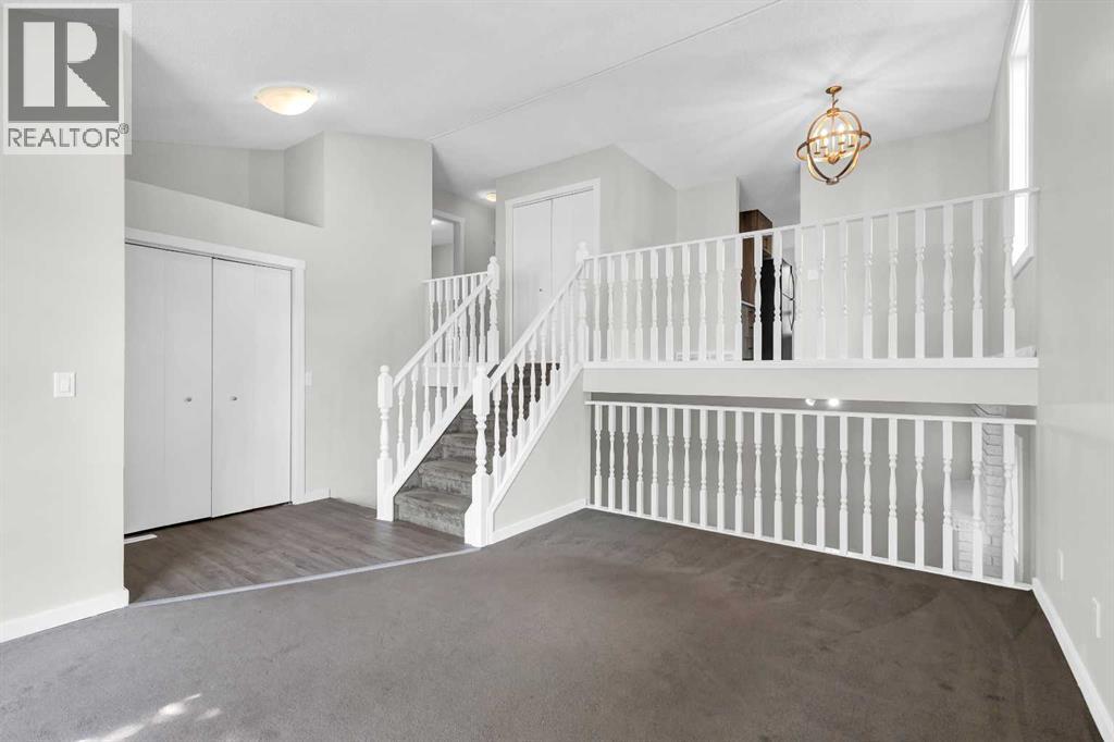 Single Family House 3 Level for Sale in  Shawinigan Drive SW Shawnessy Calgary 