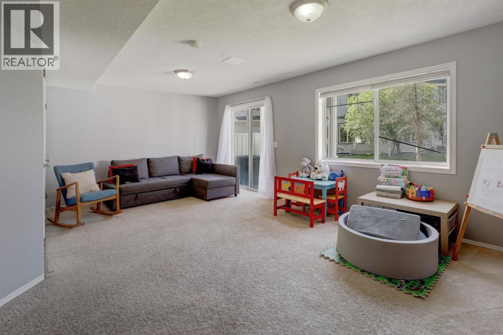 Single Family House for Sale in  Rocky Vista Circle NW Rocky Ridge Calgary 