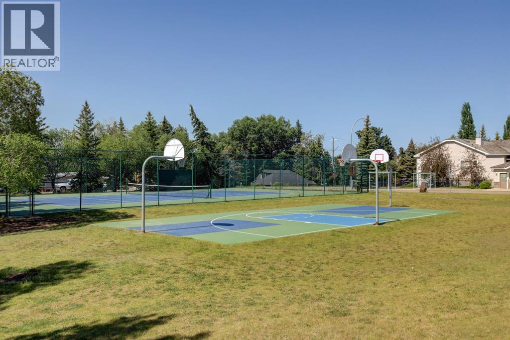 Single Family House for Sale in  Rocky Vista Circle NW Rocky Ridge Calgary 