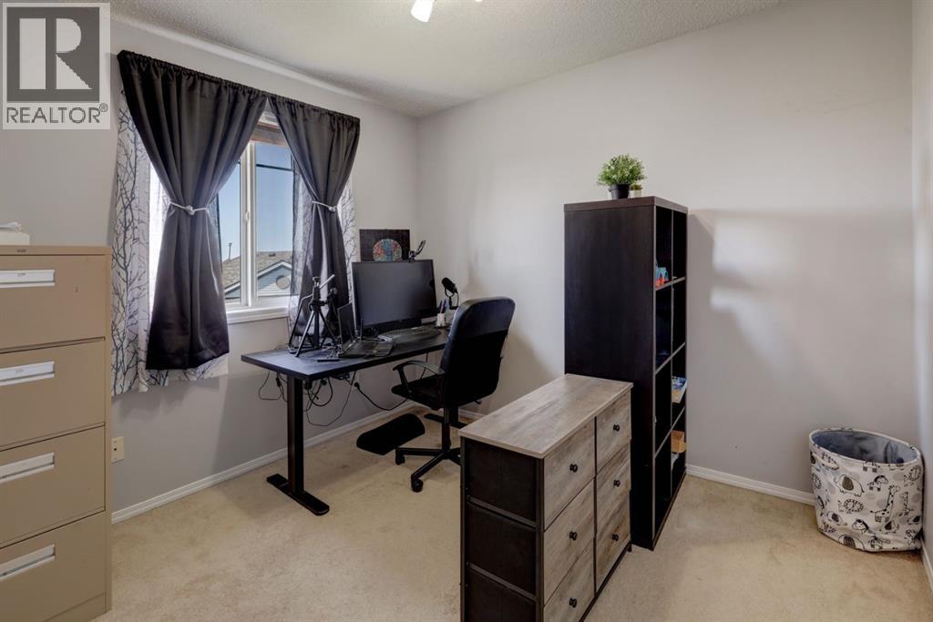 Single Family House for Sale in  Rocky Vista Circle NW Rocky Ridge Calgary 