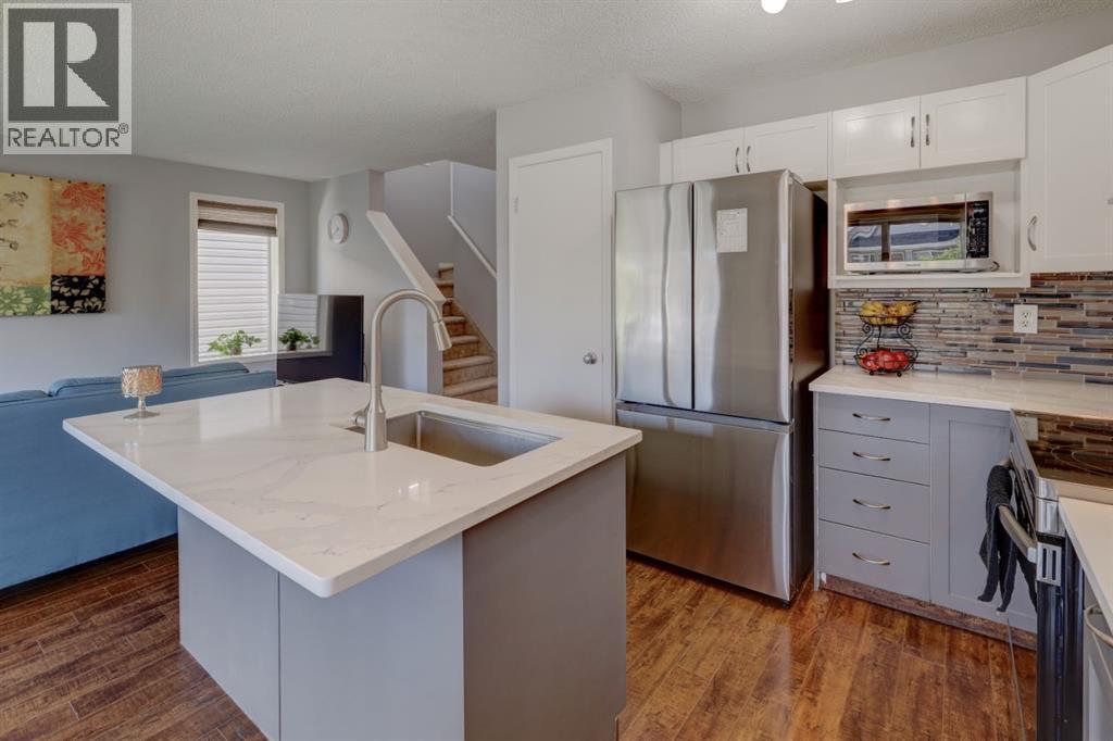 Single Family House for Sale in  Rocky Vista Circle NW Rocky Ridge Calgary 