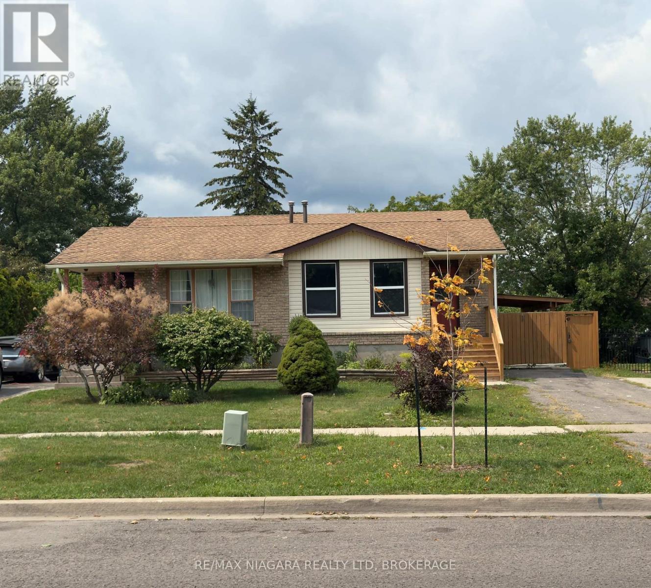Photo 3 of 97 Tupper Drive, Thorold ON