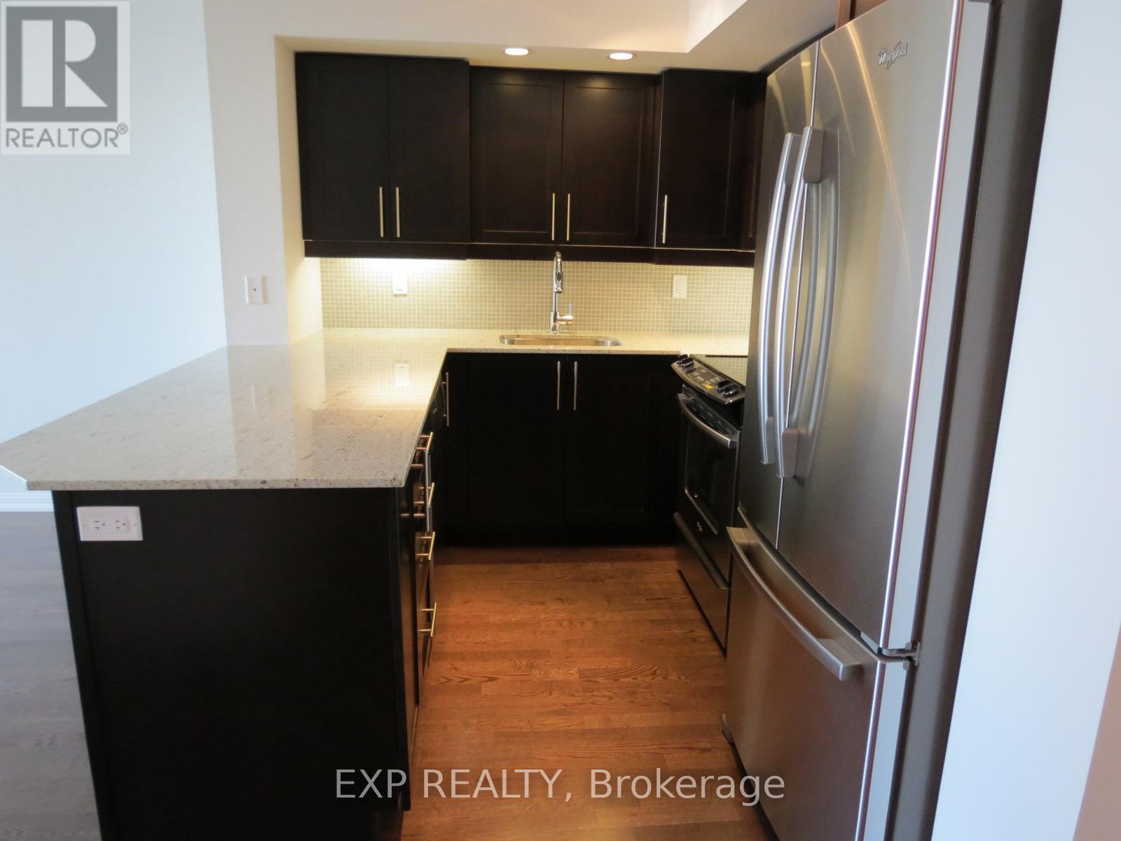 Photo 6 of 724 85 East Liberty Street, Toronto ON