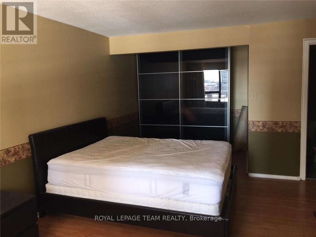 Photo 10 of 602 151 Bay Street, Ottawa ON