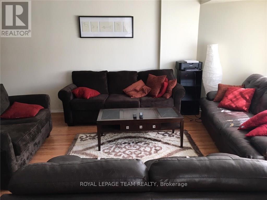 Photo 9 of 602 151 Bay Street, Ottawa ON