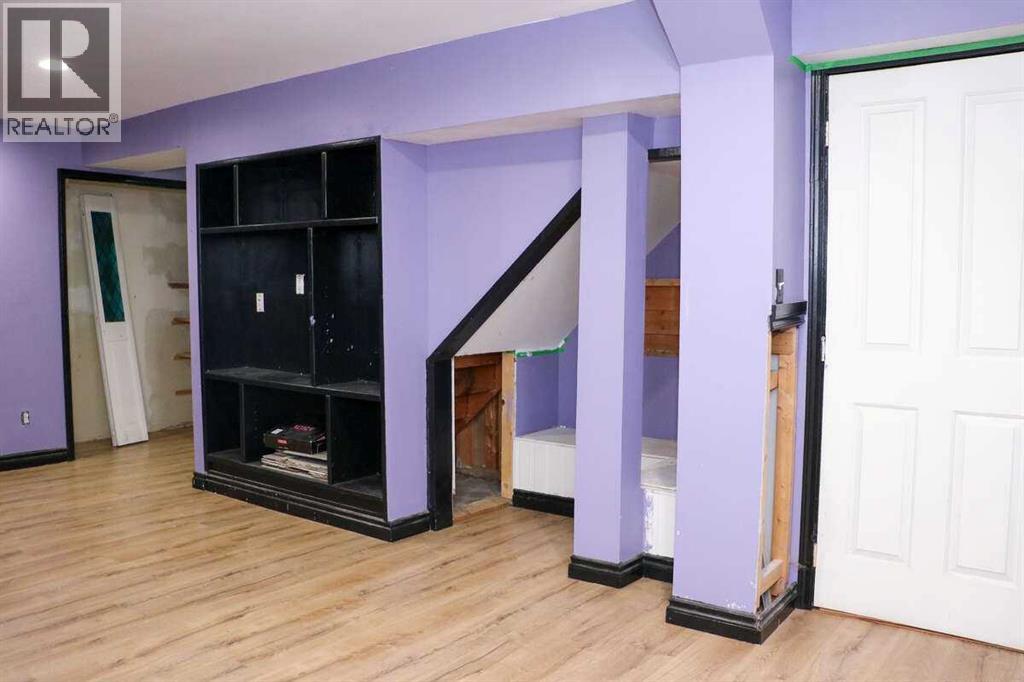 Single Family House for Sale in  Riverbend Drive SE Riverbend Calgary 