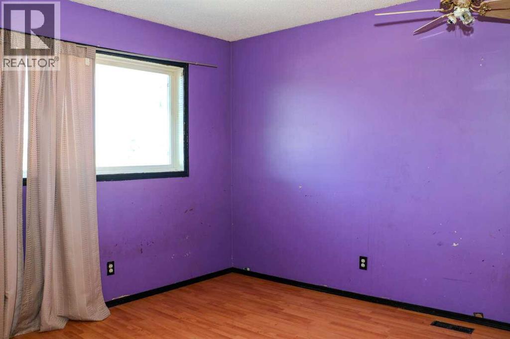 Single Family House for Sale in  Riverbend Drive SE Riverbend Calgary 