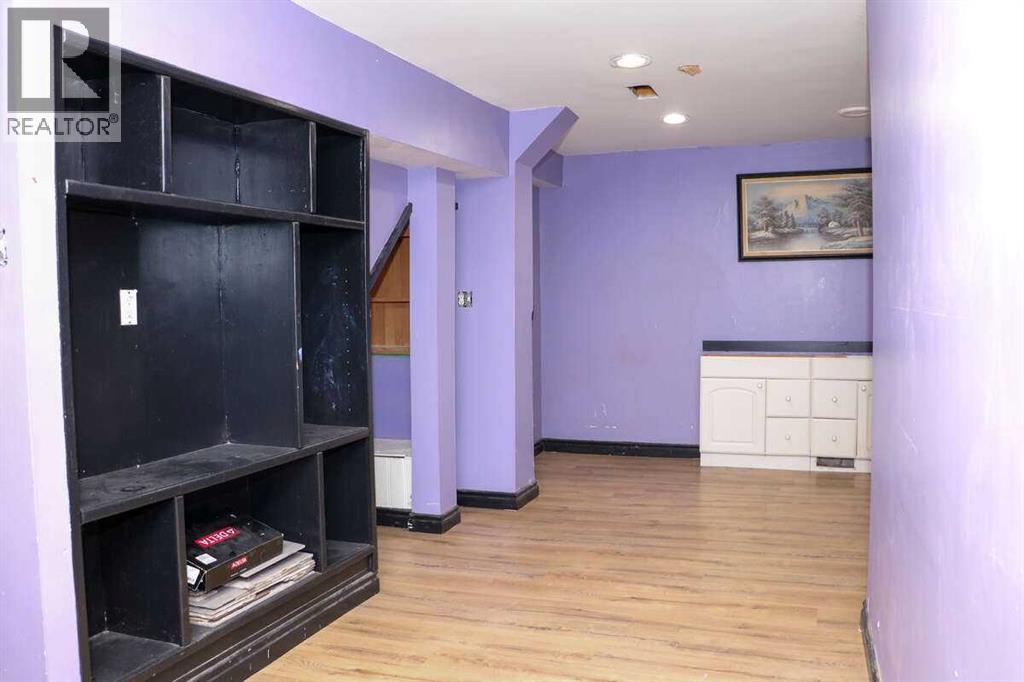 Single Family House for Sale in  Riverbend Drive SE Riverbend Calgary 
