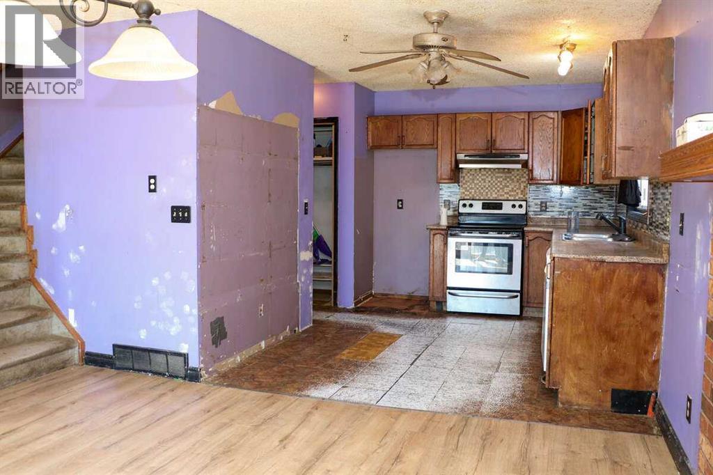 Single Family House for Sale in  Riverbend Drive SE Riverbend Calgary 