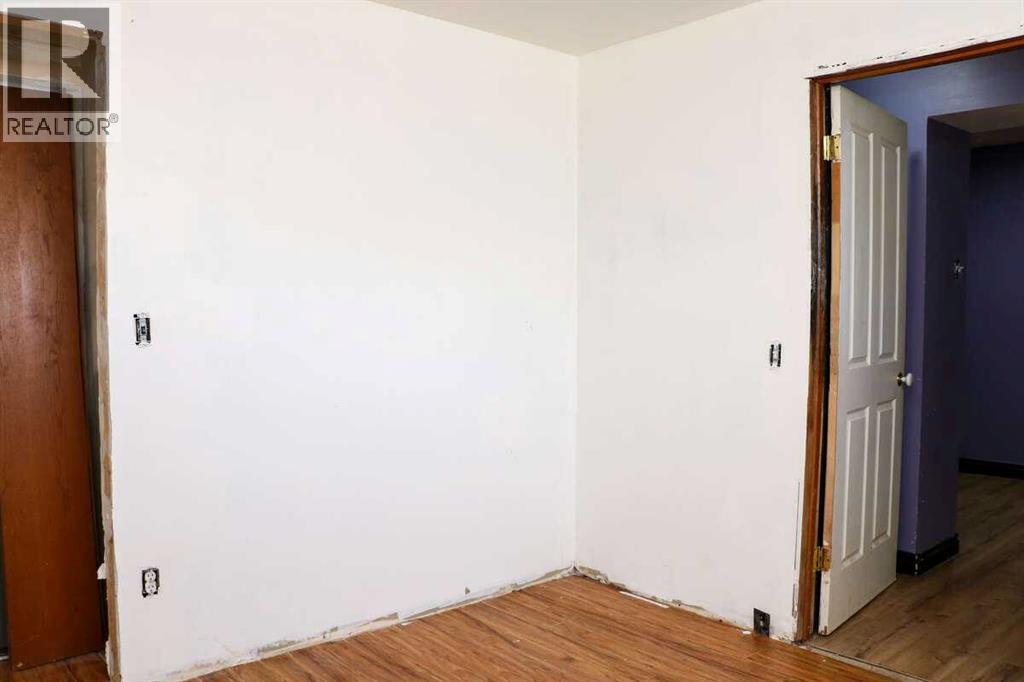 Single Family House for Sale in  Riverbend Drive SE Riverbend Calgary 