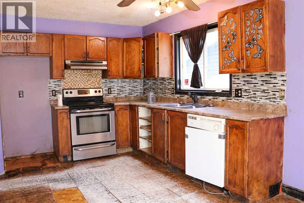 Single Family House for Sale in  Riverbend Drive SE Riverbend Calgary 